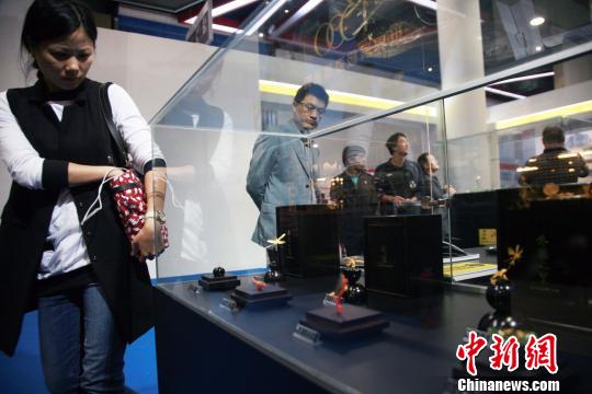 �������w150�����b����ӥ��ѪC�b�L���]��