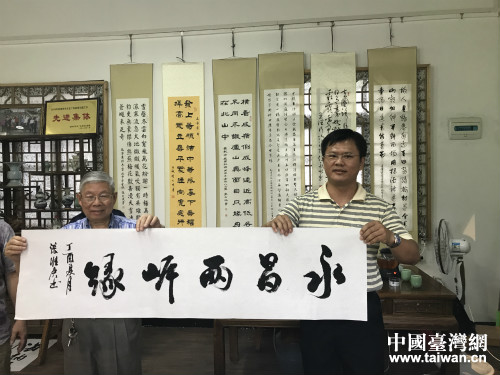 �}����������ߥ�y���u�߱o