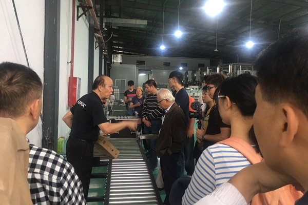 ���Wħ�Ԯv�͕ս����ŲM�}�i����Ŵ\�t���_��