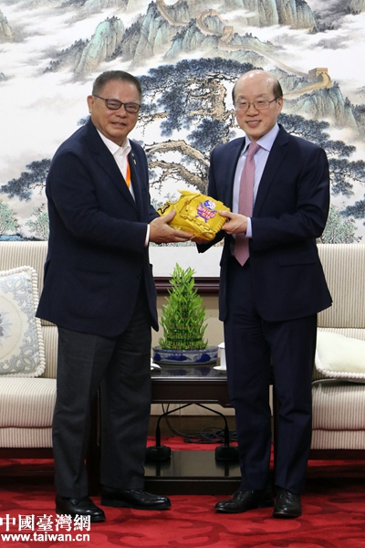 �B�גÐ��W�룳�w�y�֔e�q�L������K�n�U�w��