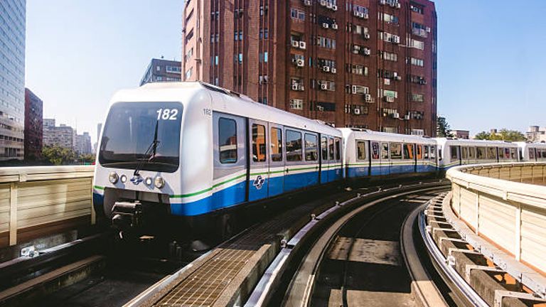 ���h�N��600�f��ħ�[���G �I�͐�j�u�ֺR�ޤ��R�v�s���