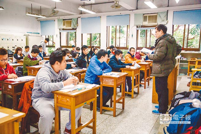 �q�L7���ڒ��\���դɴ\���]�� �����ا�ޮ�����W�\���Y���㤧�j