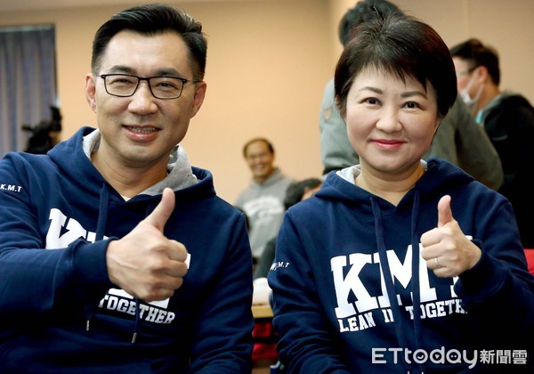 �ݐ�ä���n�L�ߩe���o���r�߿��~�� �����ʕ[��������W�K�F���s����L��