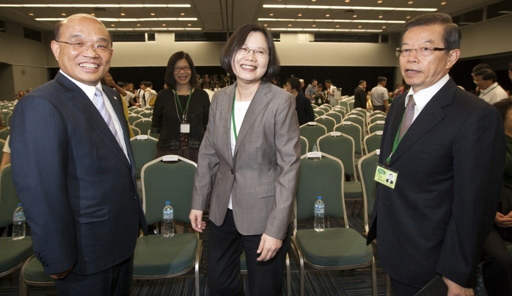 �����n4��������"���W�{�����N�ɨ�" ��I�͓��w�e���J