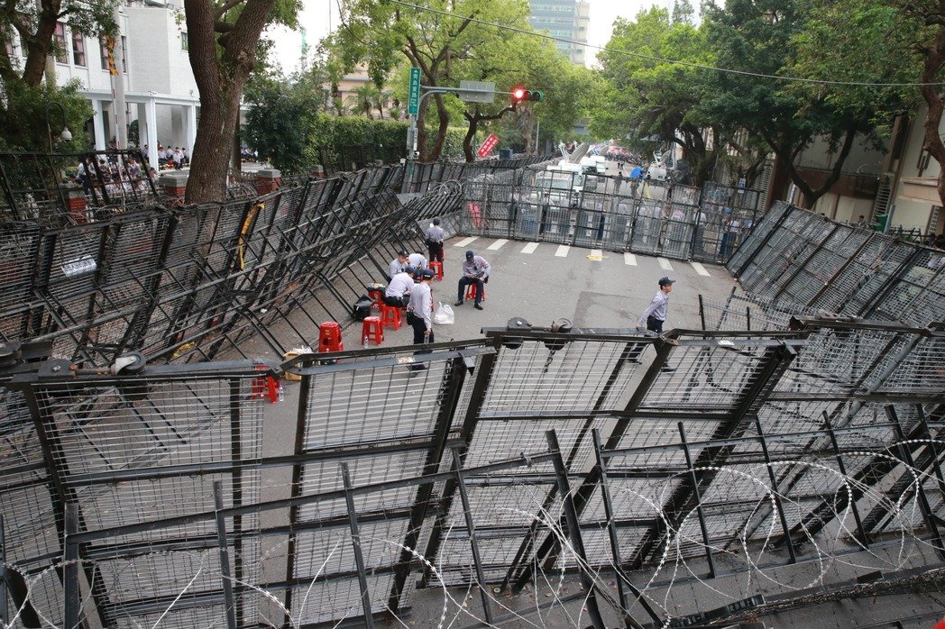 �����n���y�L���W�{�����K����ڽJ�Е[����Ŧ������3��