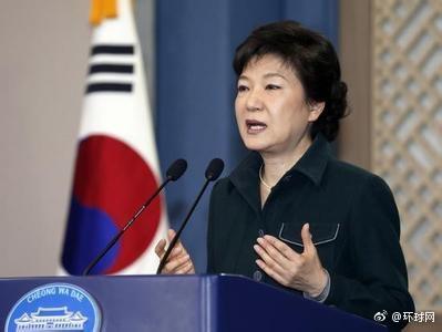 ���ťʐ�¶f��