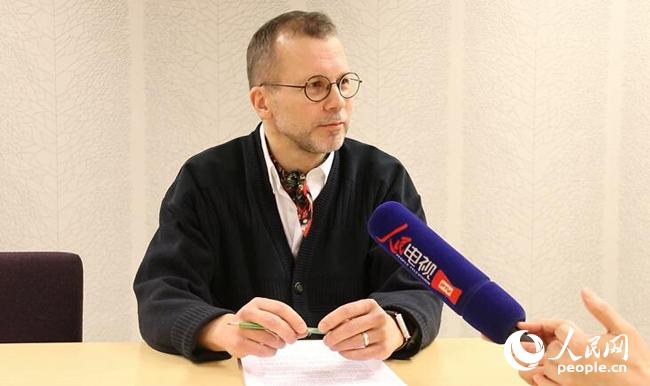 �c�\��ħ���Q