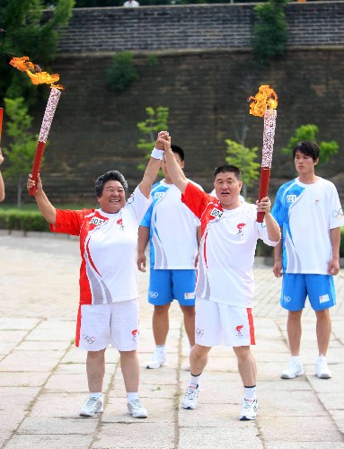 7月30日Wp手甝g籔疆Wp手狶╭貞交鋇A展示Wp鉯堣奴y而笲聖WI河兇徹Q陵q市肚患鈮s地_癘k 邢約 尼