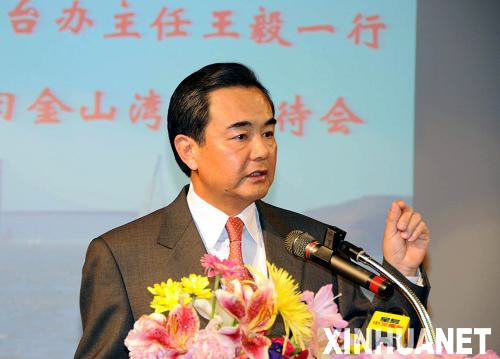 �_�r �Q����