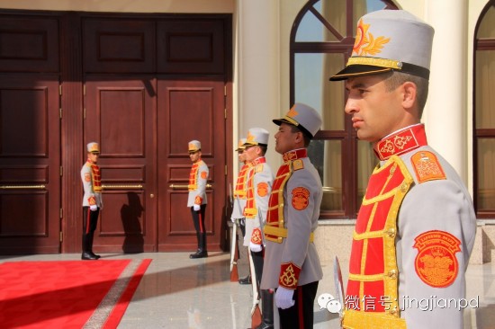 A~ | e@Eeդä A~ | e@Eeդä