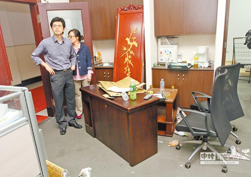 ��L�o�{�|���j�\�͹���}�a�ٴf300����D�V�T