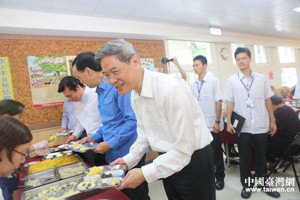 �Ȳ{�ޣ��w���l��ä��֓h���i���C�g���s����������������N�l���ߧ������l�˓�Ĥ���ȹG�v���r��