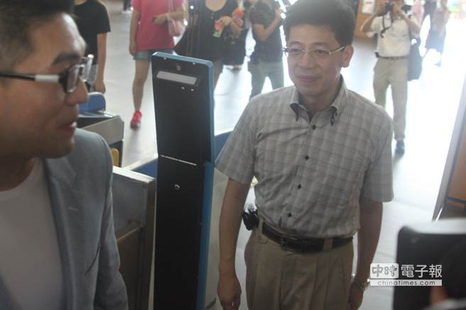 ��Lä�^�|���˰��e�z�̥ߓ����A�j����J�H�q����