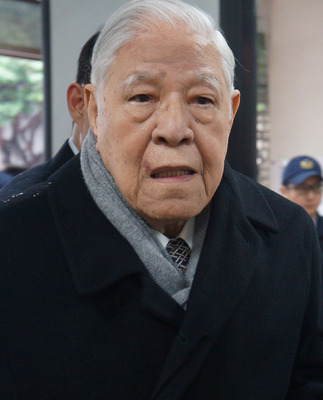 �����ԯA�Lä�^���b�֡����䔹�����L�o���ʐ�