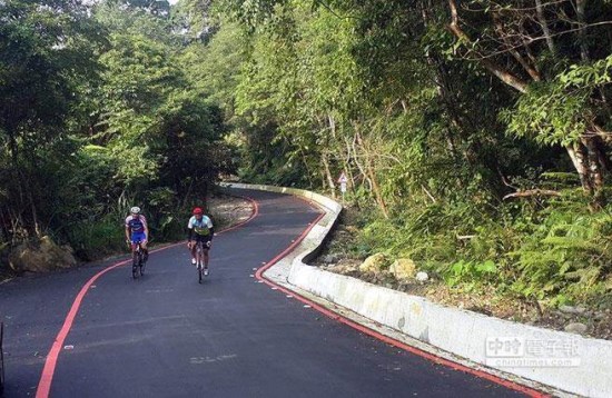 �������C�������騣�Ѥ������_�L30�e���ʐ�