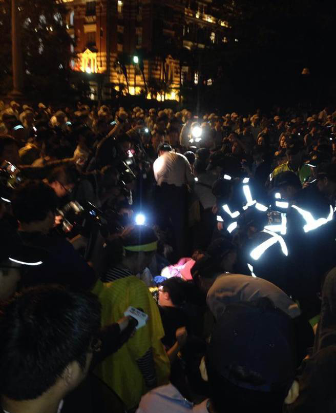 �d��N�ܬY�����f�}��