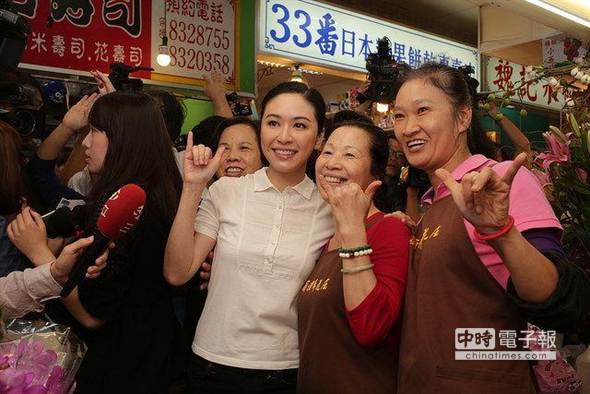 ���{�~�f�N����L ����������Y���}�G