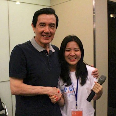 �}�����Q�J�Y���z�������(��C�����}�����y��)