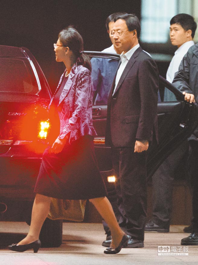 {A䲣:sp oF»() {A䲣:sp oF»()