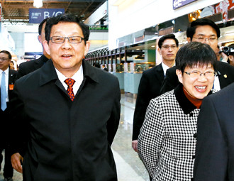 ���K��:���w��y�{���� �����~�V���Я}(��)