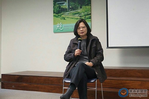 ���Y��íW�M�K���v�ȧ�J�����L�P������C�ʐ�