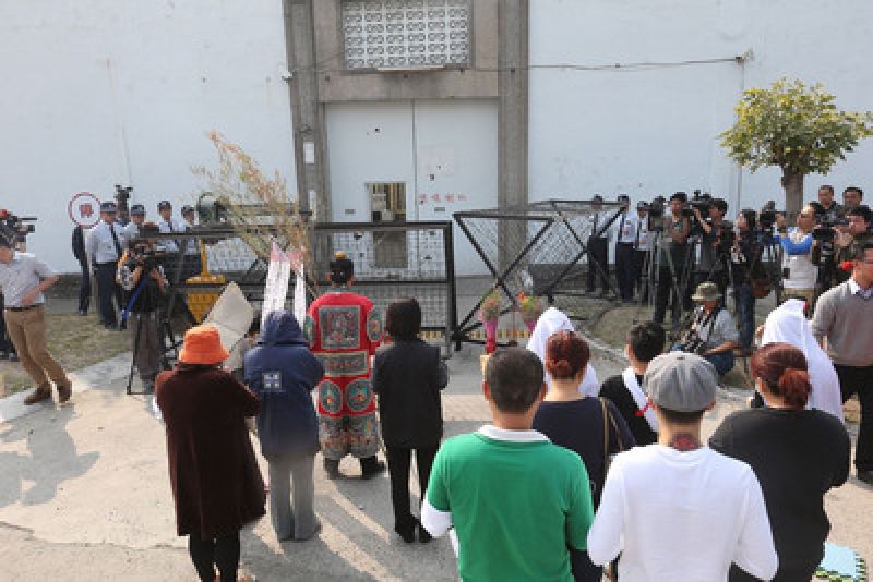 ħ�ʕ������Y�˭��֓l6�ó����s���O���13��ؤȲ��g��ħ�ʒ��d�]�q�۬�