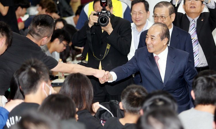 "����䥬"�况�Q�V?��C���~�_�����@�˴M��5����