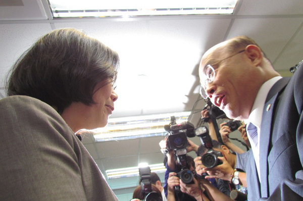 民秈囊h席講璣文22日將T會玡h席默貞O 民秈囊h席講璣文22日將T會玡h席默貞O