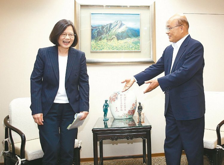 �q�s�O�������Y��䯯�J�����E ���������E