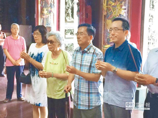 �V�S������A���[�E�l���B�H�����{�@���ʐ�