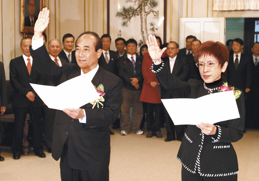 �_���� �x�~�~