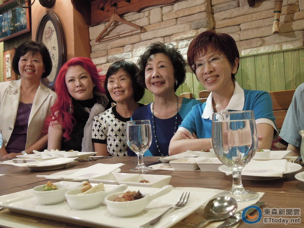 �x�~�~�������������ʐ����夤�������˒����u�D���