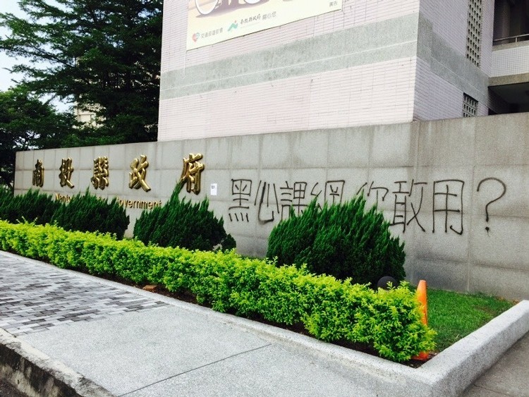 ���W"�ϴ��G"�F�Y���� �h��p�����U潕��j�Q��(��)