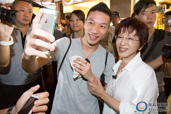 �x�~�~�y��^�ꥫ�L����L�� 700�g�˴h��90�������ʐ�