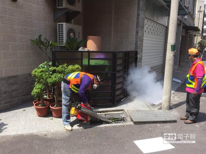 ���h�����˯f���âW�E�W���磣 �n�ߔe���{