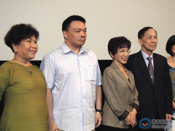 �x�~�~���K���򤧺q�L�������:�E�n�Ȕ^�]�P�E����