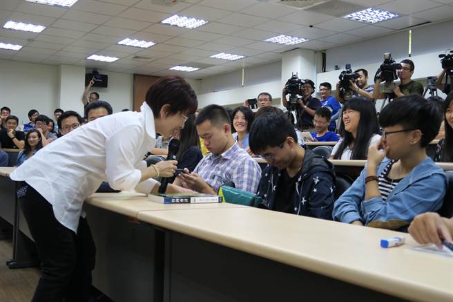 �n�z����̐� �x�~�~�X����h�֧�è�Y�i��