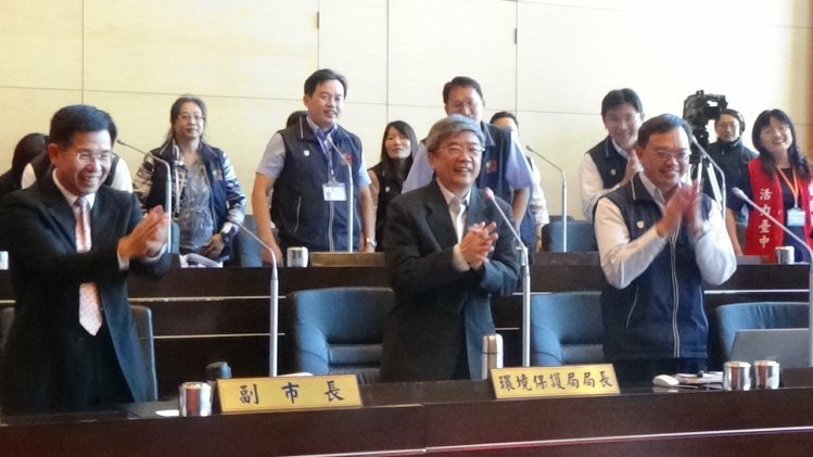 �{�夤���O�秽���x�����A�� �x�E�ܐ������