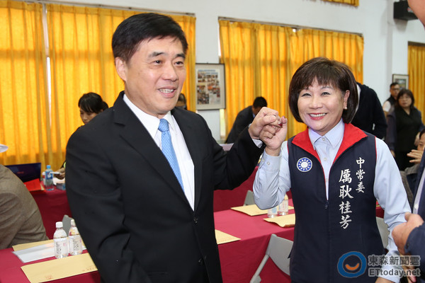 郝龍賧任瓣民囊‥不分跋立委〃矗審騜眼 郝龍賧任瓣民囊‥不分跋立委〃矗審騜眼