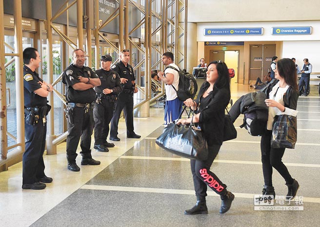 ���W�\�k�K�ܬ饬�h�����ͨd�� �����W���T����