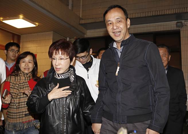 �Y���Z�J�O�x�~�~���S�������� �����������