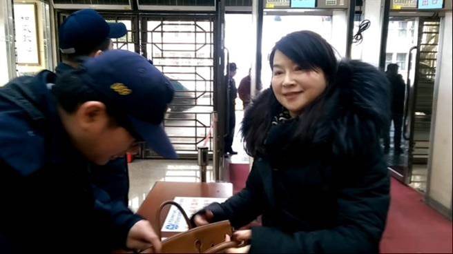 �\�x�~�~�h�J�V�L���� ���褵��{�S�W����