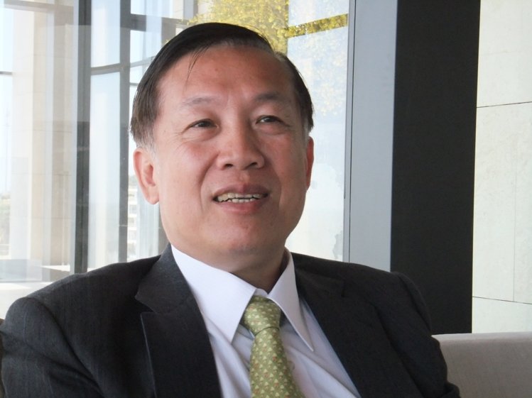 ���Y��ڥ��򓡵| �W�������ܤϬ�:�b�`�~�j��