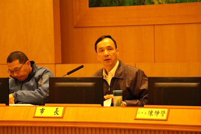 �Y���Z�����չq�t�W���P��������q�L�{ޮ�u�r��򧡲