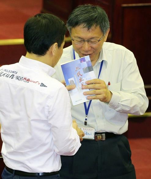 琠文t某會借高綝{批 弄完︱經盓K蚰h義L 琠文t某會借高綝{批 弄完︱經盓K蚰h義L