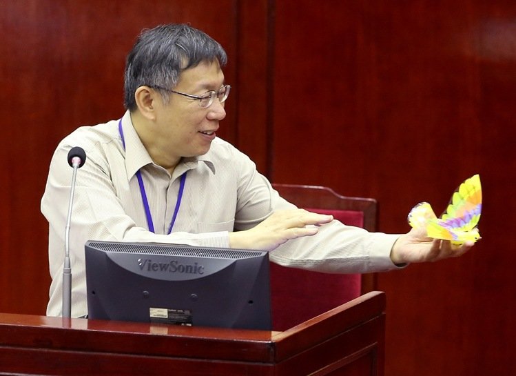 �Y�z�e�q������ک���t �����E�I��������(��)