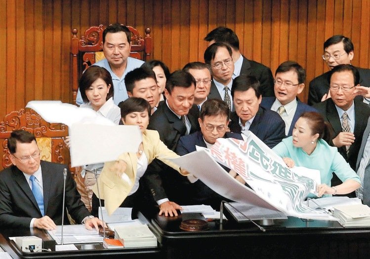 \ؔIvn än[Lu|hu \ؔIvn än[Lu|hu