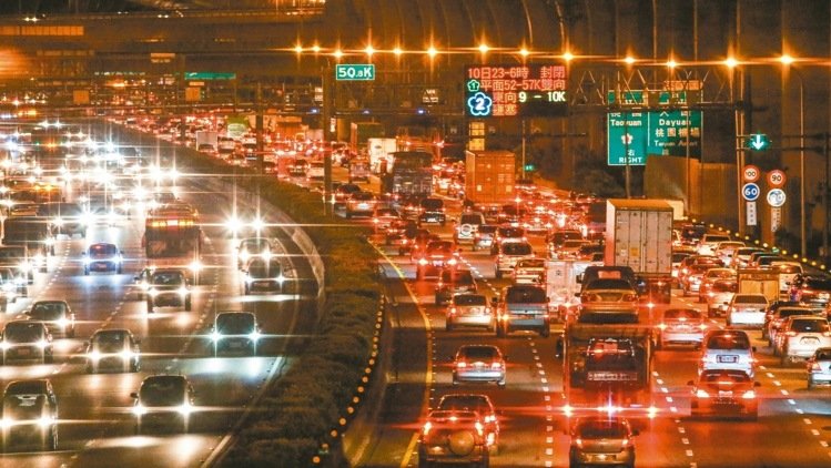 籓灣新任"交通場"裼鰿膜藹硉磥B提O費 n諷局增Μ1000窾 籓灣新任"交通場"裼鰿膜藹硉磥B提O費 n諷局增Μ1000窾