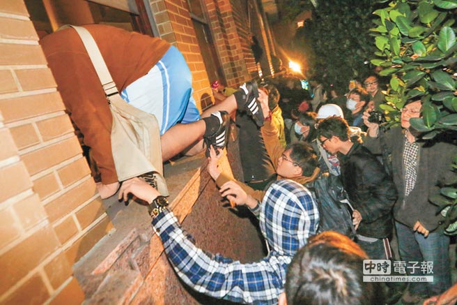 ���W�����tĤ���Y��������å�u�v�E�\�饻�}��