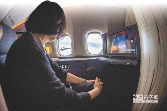 ���Y��|��ɳZ�ب{�V�s�� �a���d�֩��R�k�e